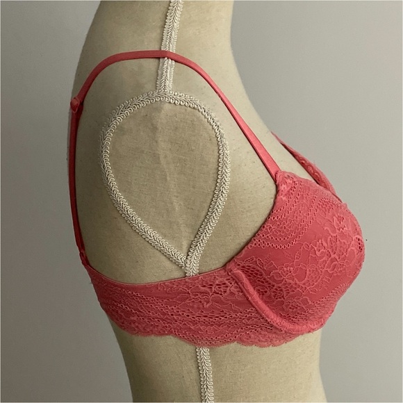 La Vie en Rose Pink Lace Bra Lightly Lined Size 34D Underwire - Picture 4 of 8